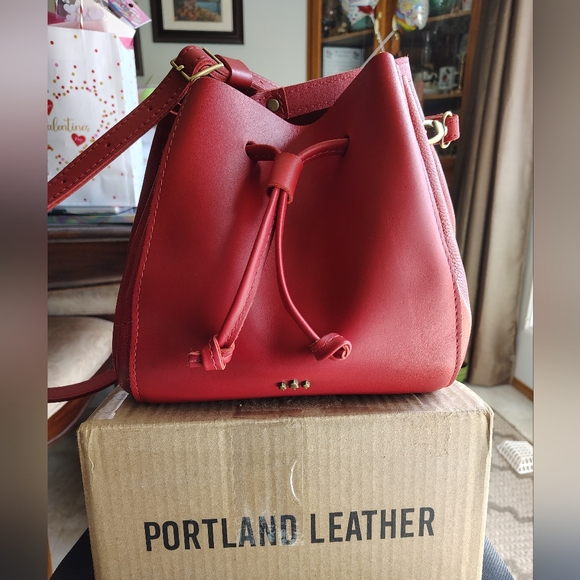 Portland Leather Handbags - Portland Leather Chili Red Nest Bucket Crossbody Bag